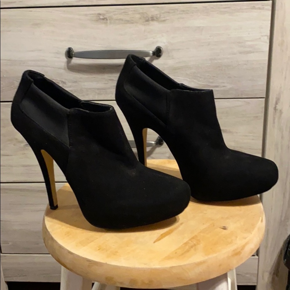 Jessica Simpson suede heel booties